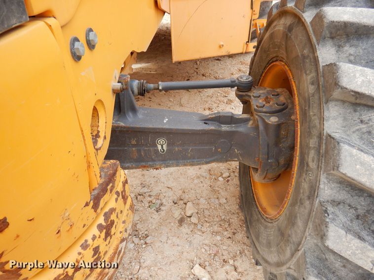 image for item DJ0825 2013 Volvo BL60B  backhoe