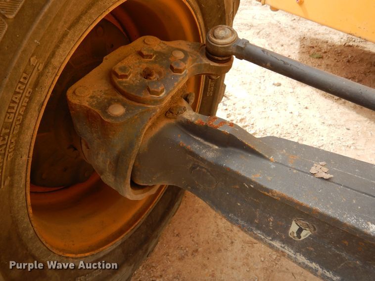 image for item DJ0825 2013 Volvo BL60B  backhoe