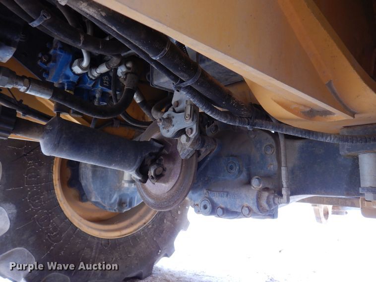 image for item DJ0825 2013 Volvo BL60B  backhoe