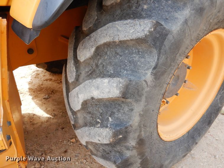 image for item DJ0825 2013 Volvo BL60B  backhoe