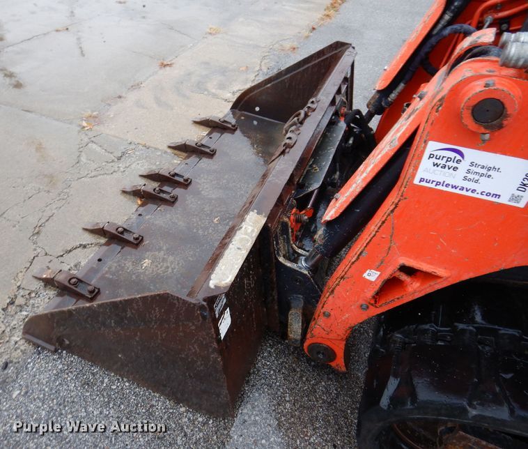 image for item DK2048 2013 Kubota SVL75-2  tracked skid steer loader