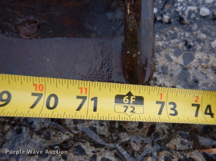 image for item DK2048 2013 Kubota SVL75-2  tracked skid steer loader