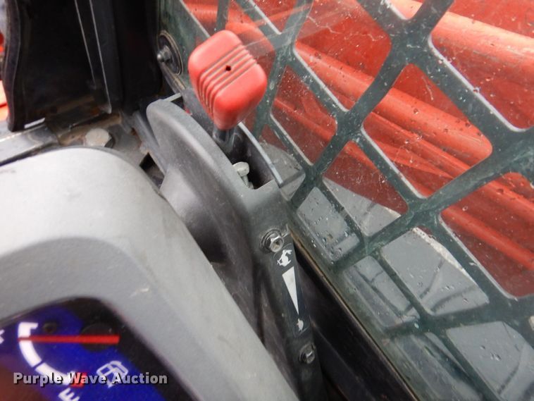 image for item DK2048 2013 Kubota SVL75-2  tracked skid steer loader