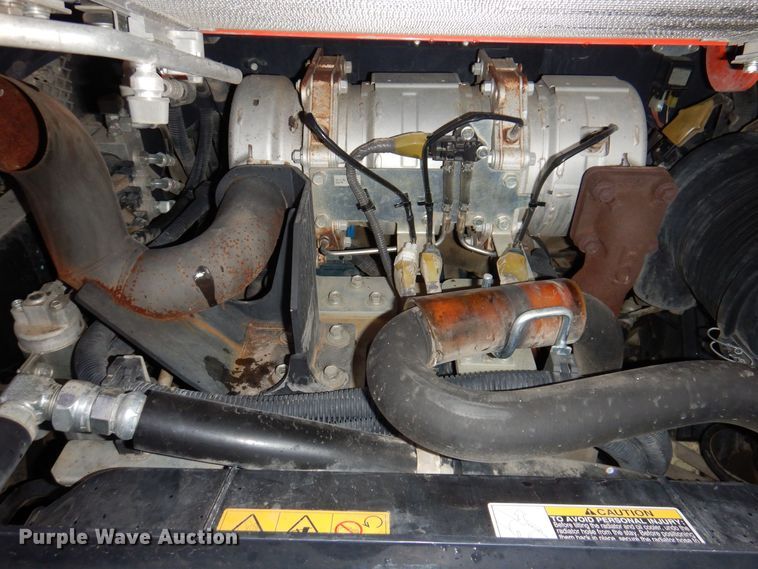 image for item DK2048 2013 Kubota SVL75-2  tracked skid steer loader