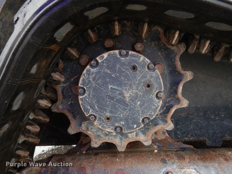 image for item DK2048 2013 Kubota SVL75-2  tracked skid steer loader