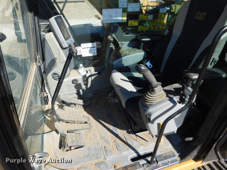 image for item DM2519 2012 Caterpillar 324E L  excavator