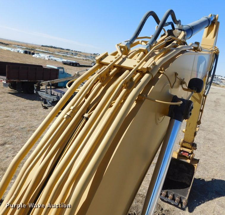 image for item DM2519 2012 Caterpillar 324E L  excavator