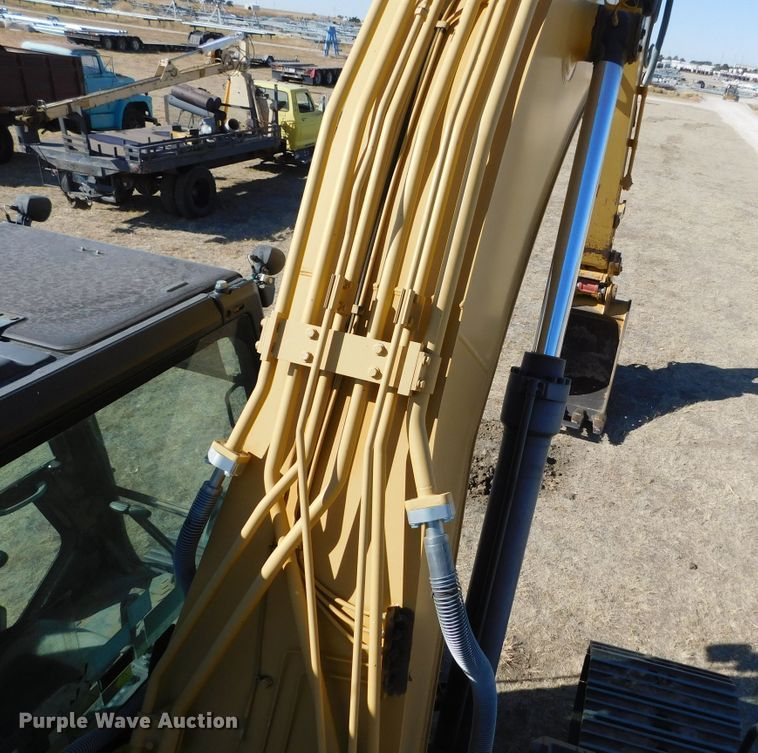 image for item DM2519 2012 Caterpillar 324E L  excavator