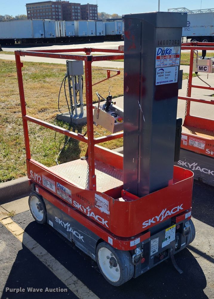 image for item DM4791 Skyjack SJ12  scissor lift