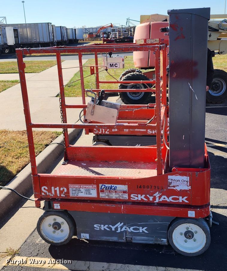 image for item DM4791 Skyjack SJ12  scissor lift