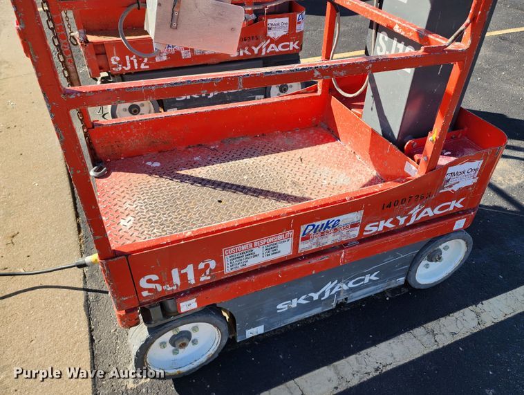 image for item DM4791 Skyjack SJ12  scissor lift