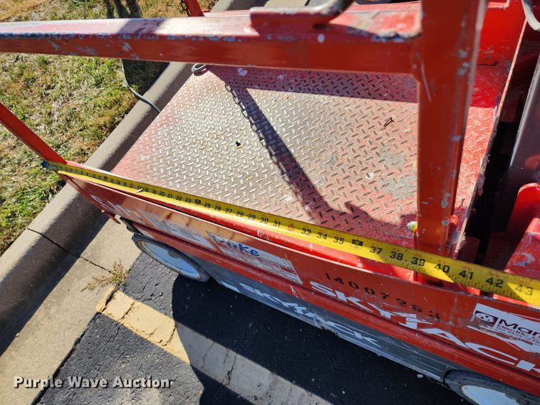 image for item DM4791 Skyjack SJ12  scissor lift