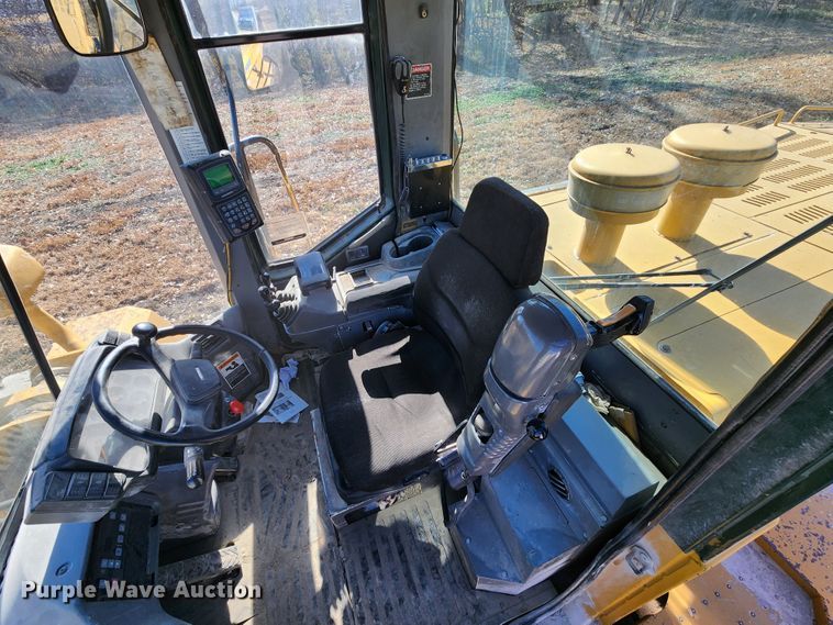 image for item DM4819 2005 Kawasaki 95ZV  wheel loader