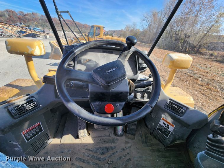 image for item DM4819 2005 Kawasaki 95ZV  wheel loader