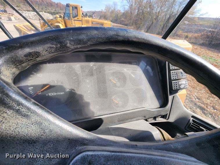 image for item DM4819 2005 Kawasaki 95ZV  wheel loader