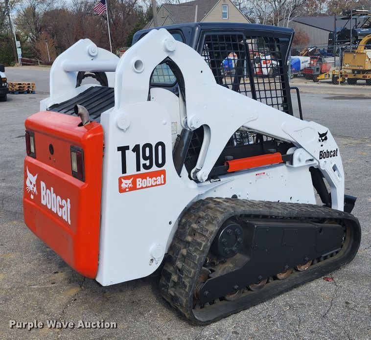 image for item DM4845 2007 Bobcat T190  tracked skid steer loader