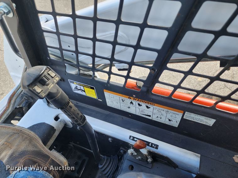 image for item DM4845 2007 Bobcat T190  tracked skid steer loader