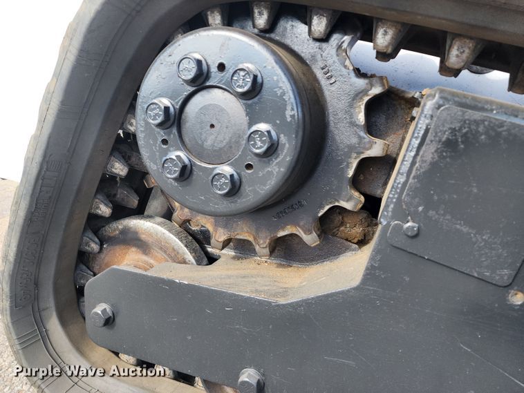 image for item DM4845 2007 Bobcat T190  tracked skid steer loader