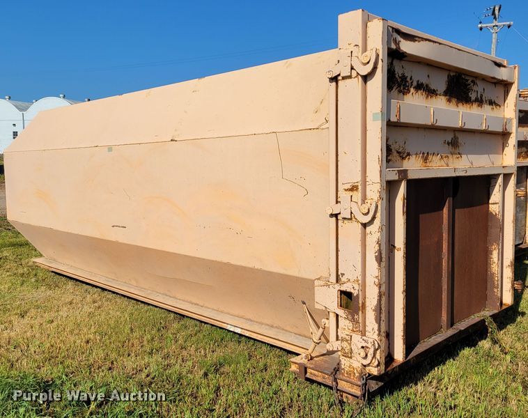 image for item DM8043 Wastequip  roll-off trash compactor dumpster