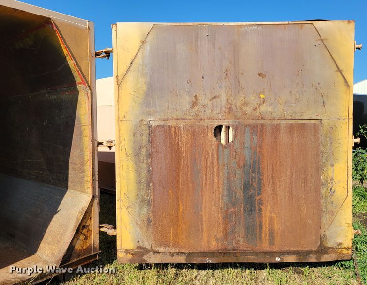 image for item DM8043 Wastequip  roll-off trash compactor dumpster