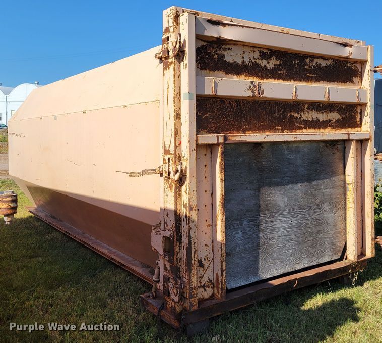 image for item DM8044 Wastequip  roll-off trash compactor dumpster