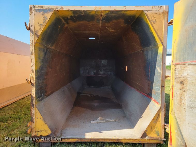 image for item DM8044 Wastequip  roll-off trash compactor dumpster