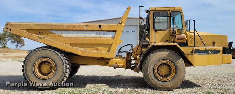 image for item DM8065 1995 Caterpillar D20D  haul truck