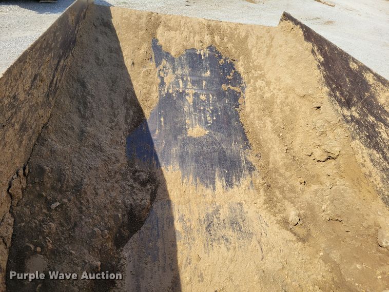 image for item DM8065 1995 Caterpillar D20D  haul truck