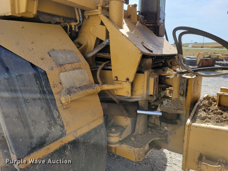 image for item DM8065 1995 Caterpillar D20D  haul truck