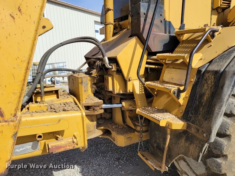 image for item DM8065 1995 Caterpillar D20D  haul truck