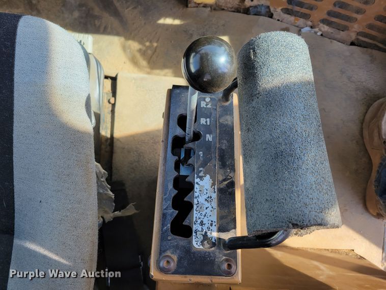 image for item DM8065 1995 Caterpillar D20D  haul truck