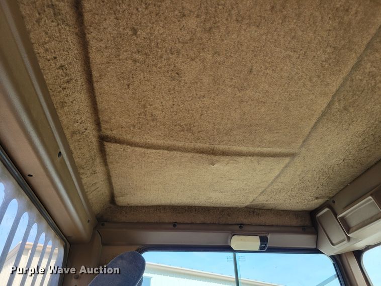 image for item DM8065 1995 Caterpillar D20D  haul truck