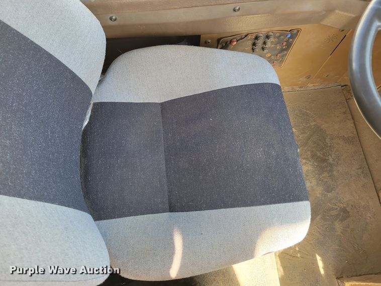 image for item DM8065 1995 Caterpillar D20D  haul truck