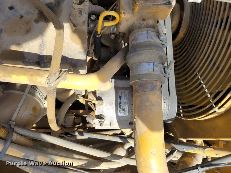 image for item DM8065 1995 Caterpillar D20D  haul truck