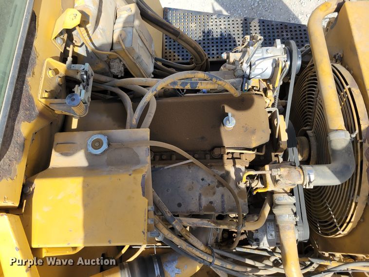 image for item DM8065 1995 Caterpillar D20D  haul truck