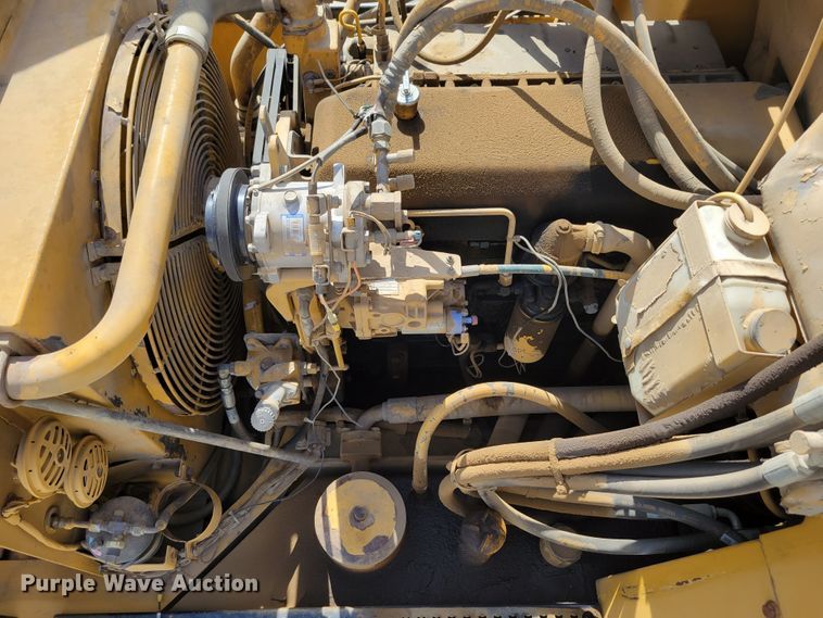 image for item DM8065 1995 Caterpillar D20D  haul truck