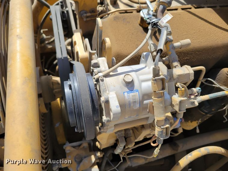 image for item DM8065 1995 Caterpillar D20D  haul truck