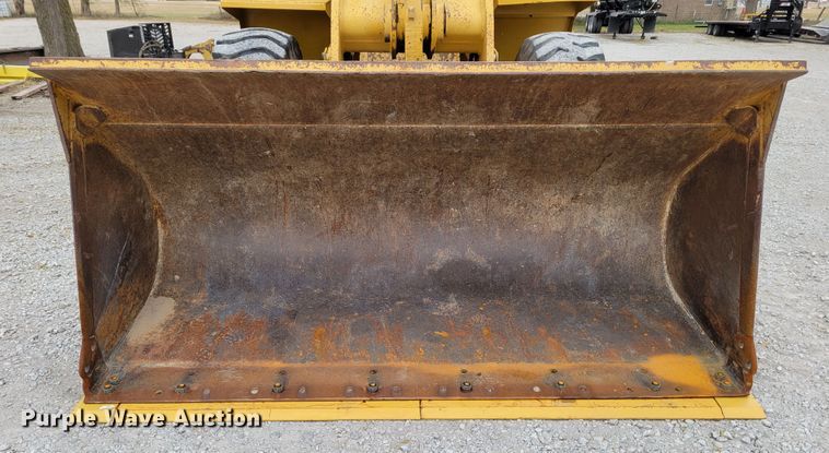 image for item DM8096 2002 Caterpillar 938G wheel loader