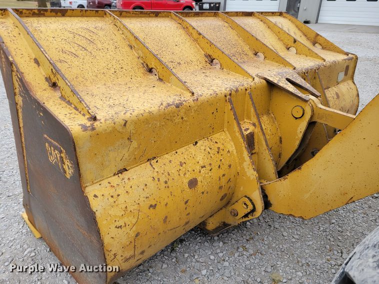 image for item DM8096 2002 Caterpillar 938G wheel loader