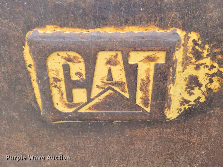 image for item DM8096 2002 Caterpillar 938G wheel loader