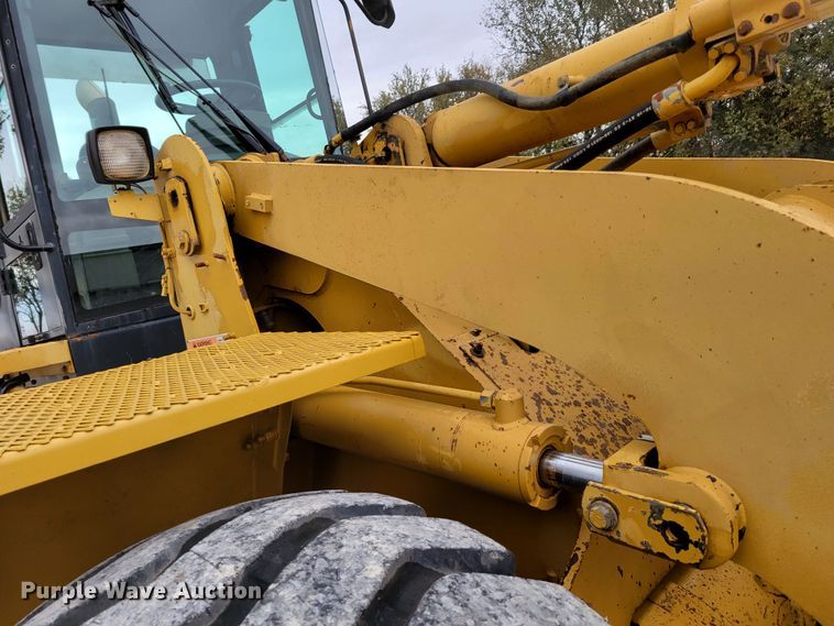 image for item DM8096 2002 Caterpillar 938G wheel loader