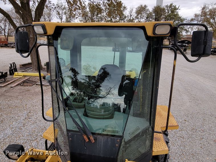 image for item DM8096 2002 Caterpillar 938G wheel loader