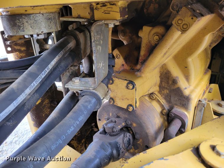 image for item DM8096 2002 Caterpillar 938G wheel loader