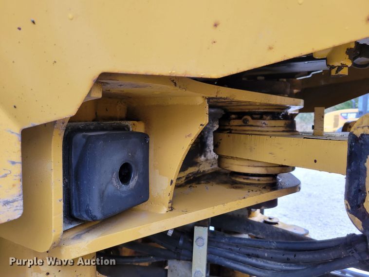 image for item DM8096 2002 Caterpillar 938G wheel loader