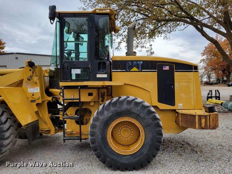 image for item DM8096 2002 Caterpillar 938G wheel loader