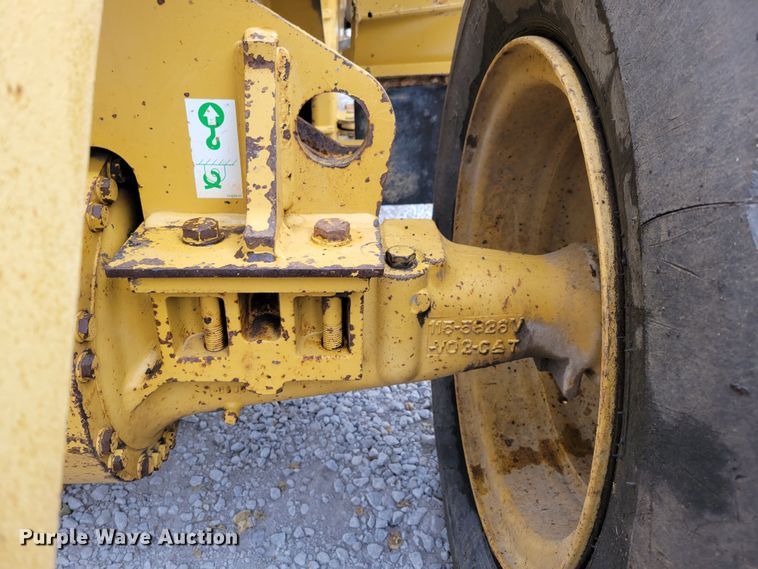 image for item DM8096 2002 Caterpillar 938G wheel loader