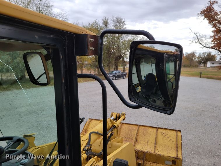 image for item DM8096 2002 Caterpillar 938G wheel loader
