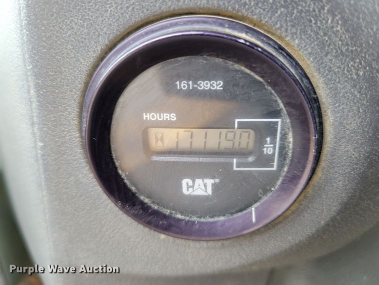 image for item DM8096 2002 Caterpillar 938G wheel loader