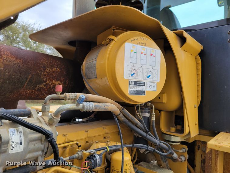 image for item DM8096 2002 Caterpillar 938G wheel loader