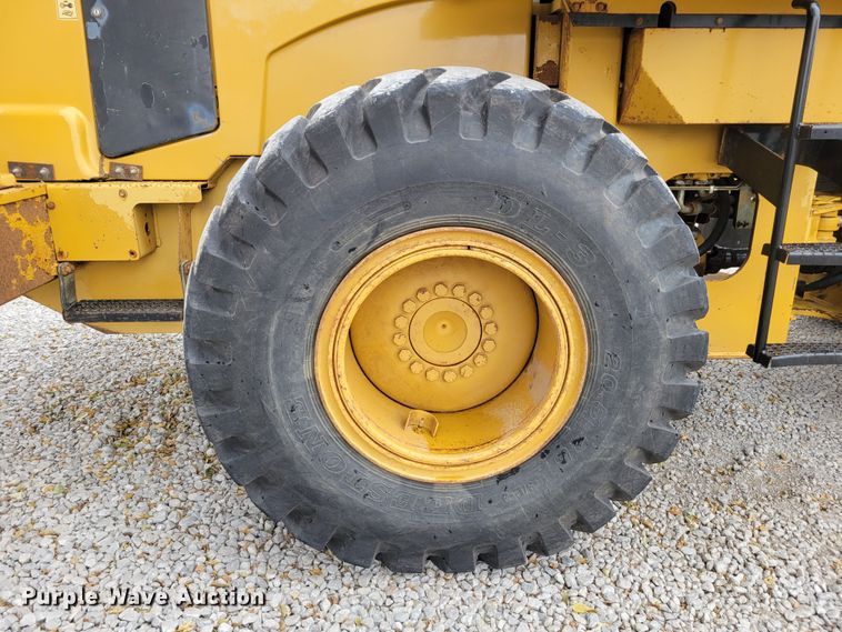 image for item DM8096 2002 Caterpillar 938G wheel loader